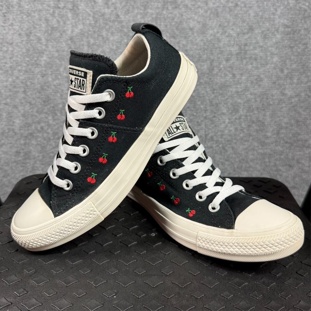 Converse Chuck Taylor All Star Low Cherry Embroidered Black Sneakers Women's 7